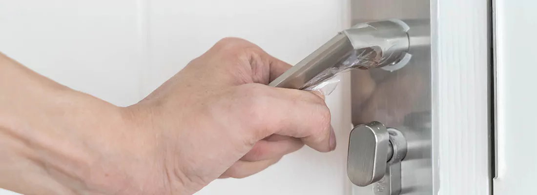 Expert Garage Door Opener Repair and Installation in Iona, FL